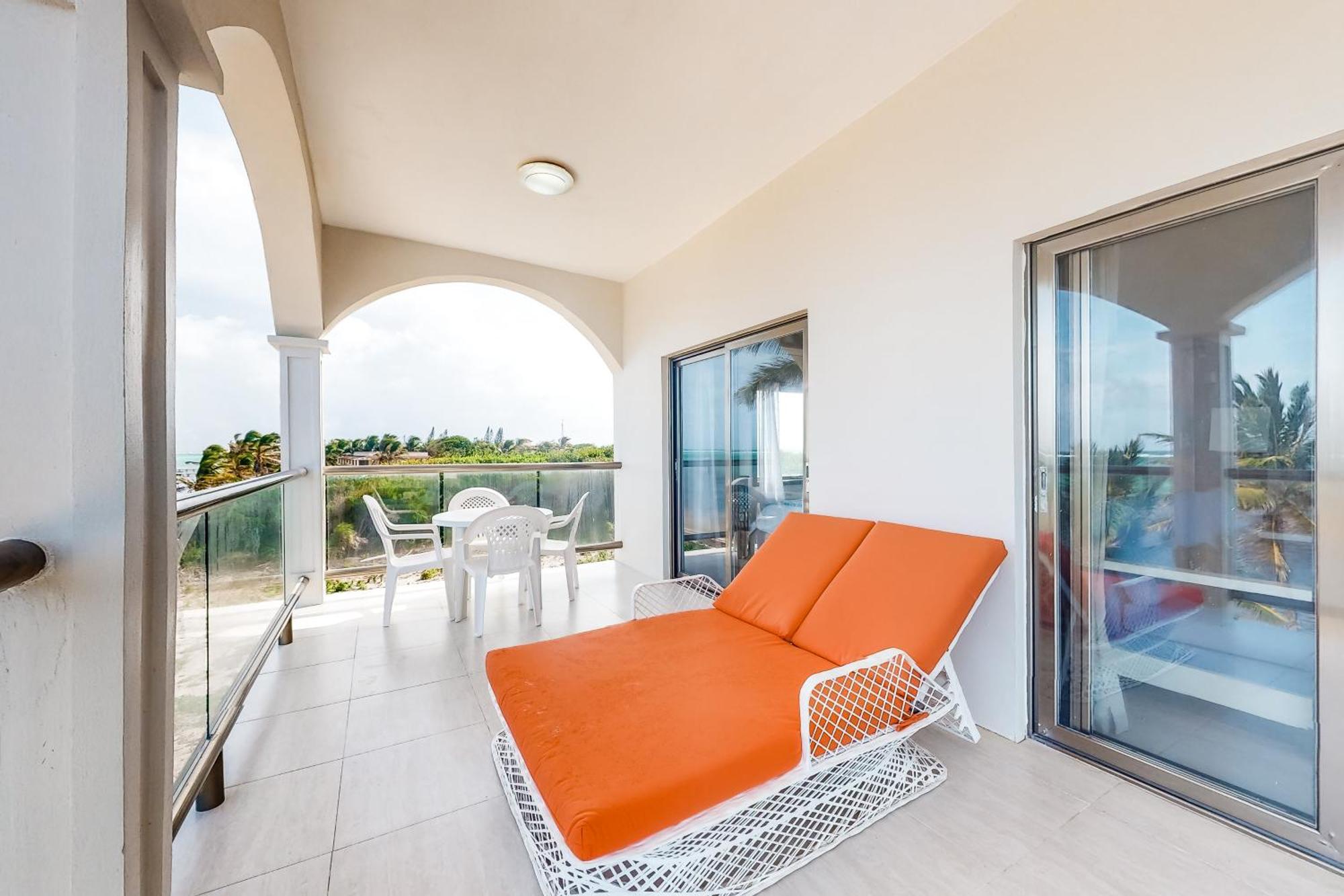 Blue Water Beach Villas San Pedro  Room photo